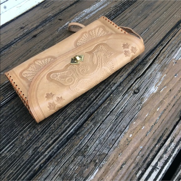 Tooled Leather Floral Purse Brown Tan Bag Wristlet Clutch Vintage 70s 80s